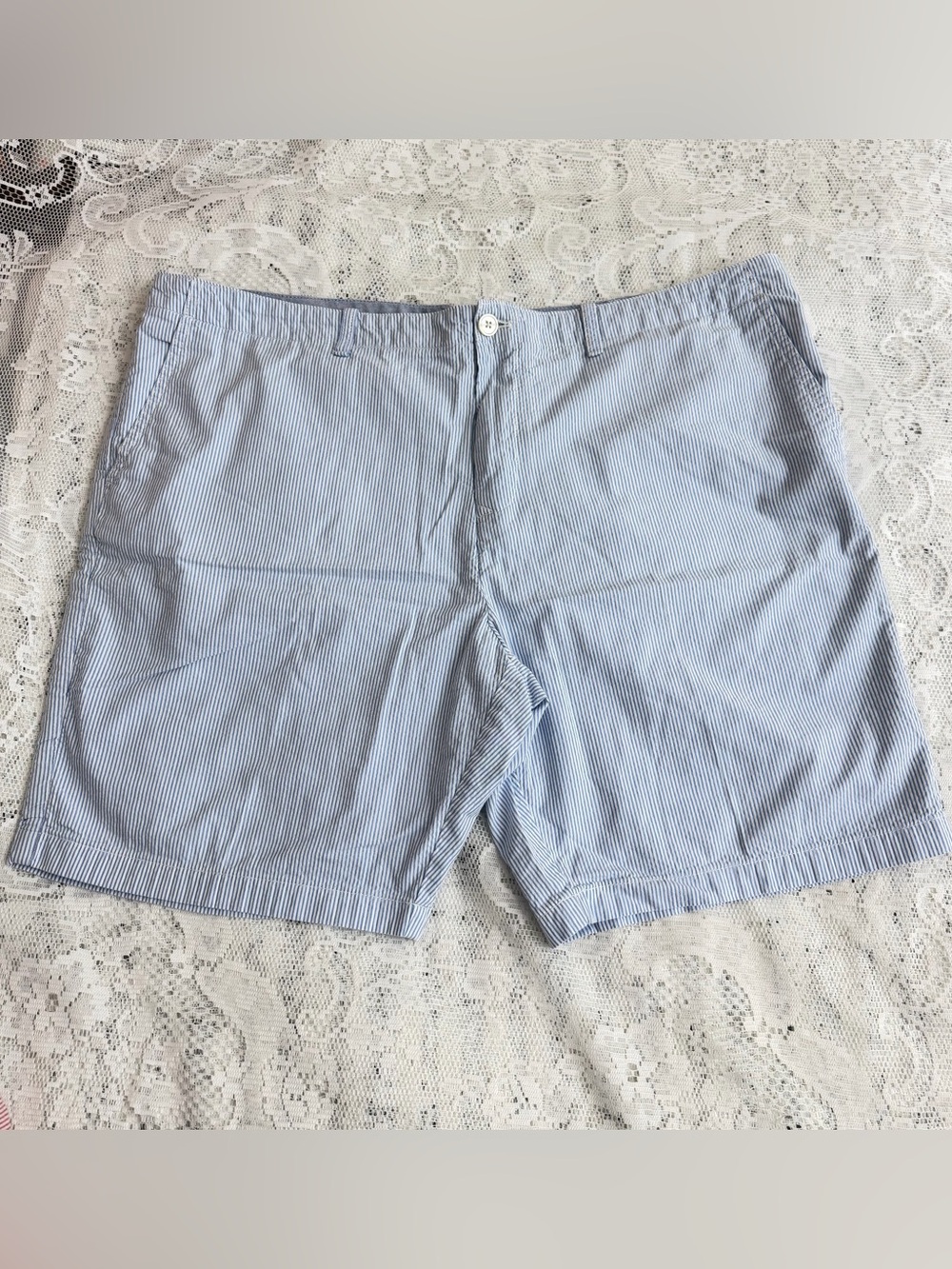 Tommy Hilfiger Blue White Striped Seersucker Mens 9 Inch Size 42 Chino Shorts